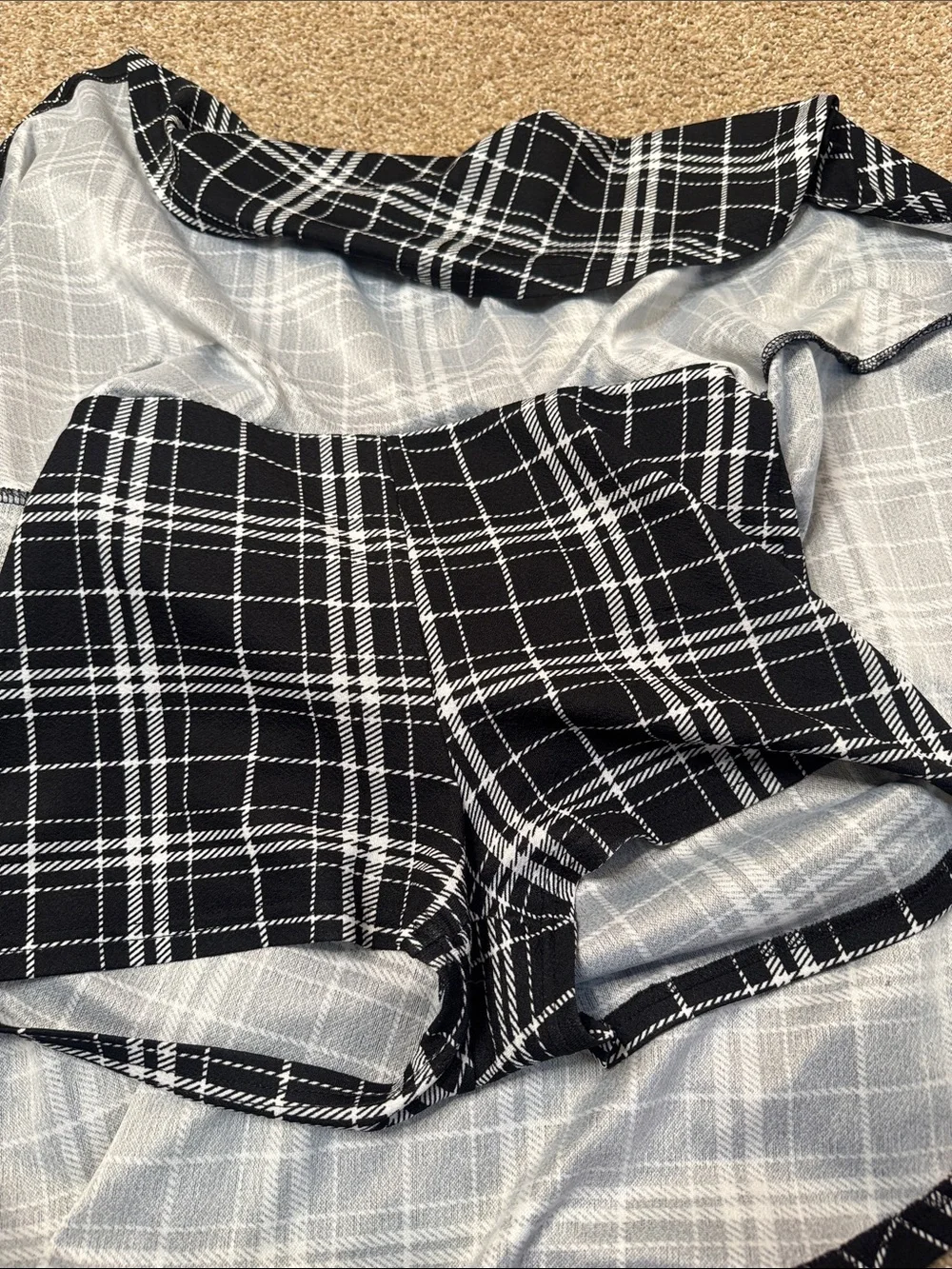 DJI Black & White Plaid Flared Skirt skater circular flared school girl SZ MD